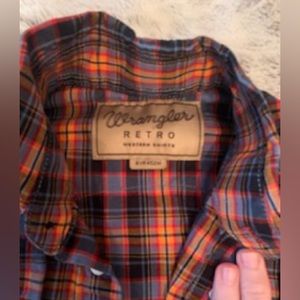 Boys size 6/7 western pearl snap button ups